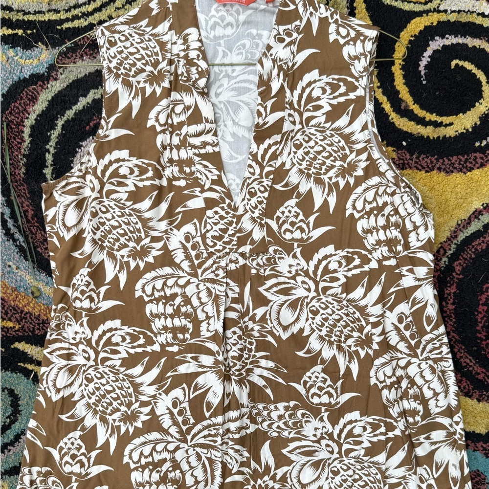Tommy Bahama Large Pineapple Print Sleeveless Vacation Blouse - Picture 7 of 12